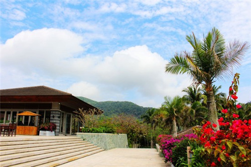 女装门店加盟费多少，女装店加盟排行榜2018